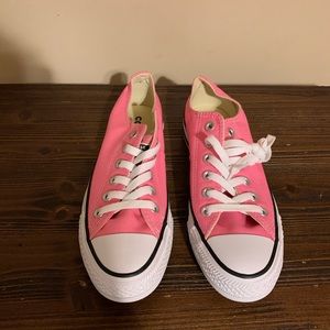Women’s Converse chuck Taylor All Star sneaker